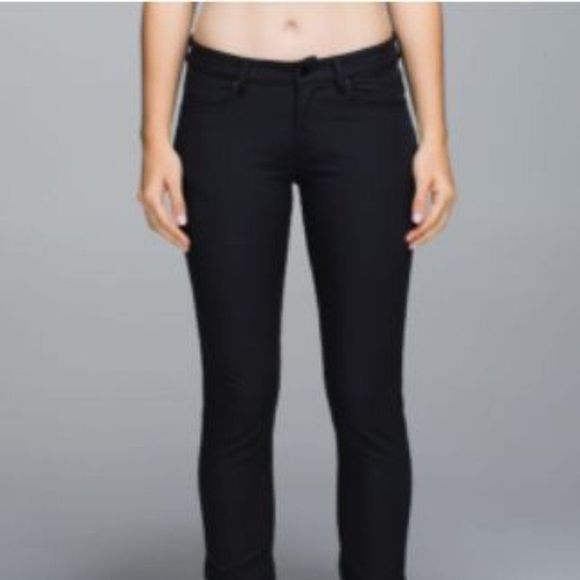 Lululemon Everyday Pant - Picture 9 of 10
